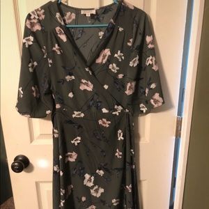 Everly Size M Wrap Dress